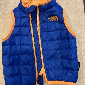 THE NORTH FACE Thermoball Puffer Blue/orqnge  Vest Baby 6-12 Months